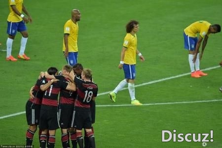 巴西1-7输德国创历史最大惨败 你认为巴西踢假